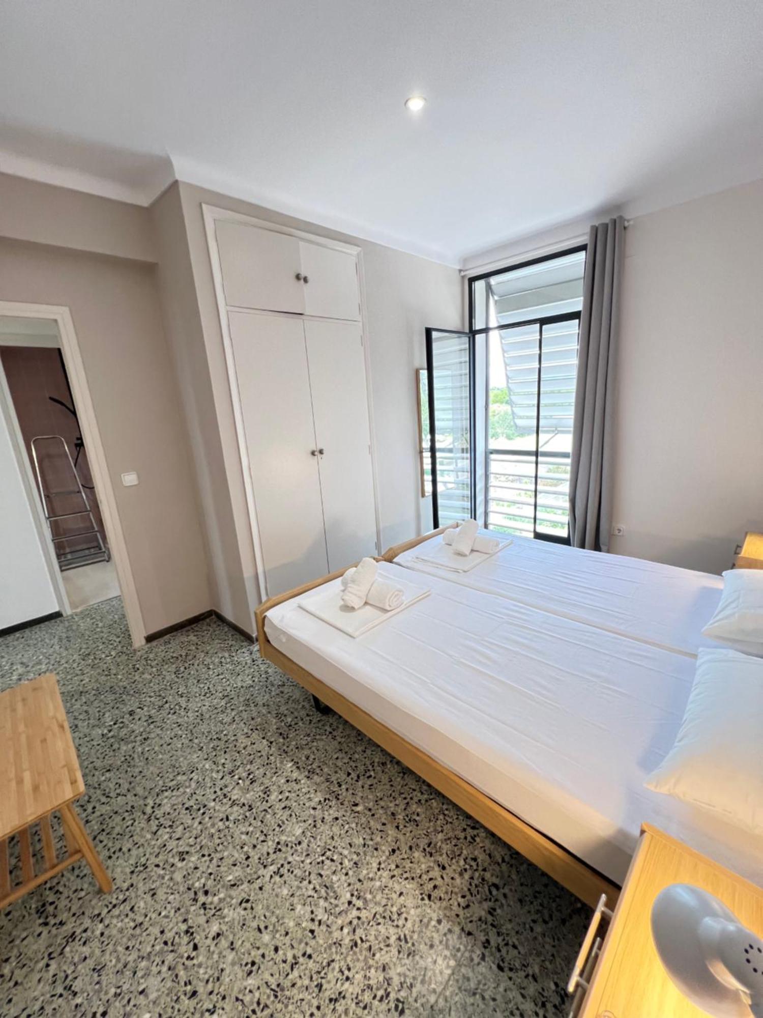 3 Room Apartment, 500M To Beach, Swimming Pool, Nice Terrace Roses Exterior foto